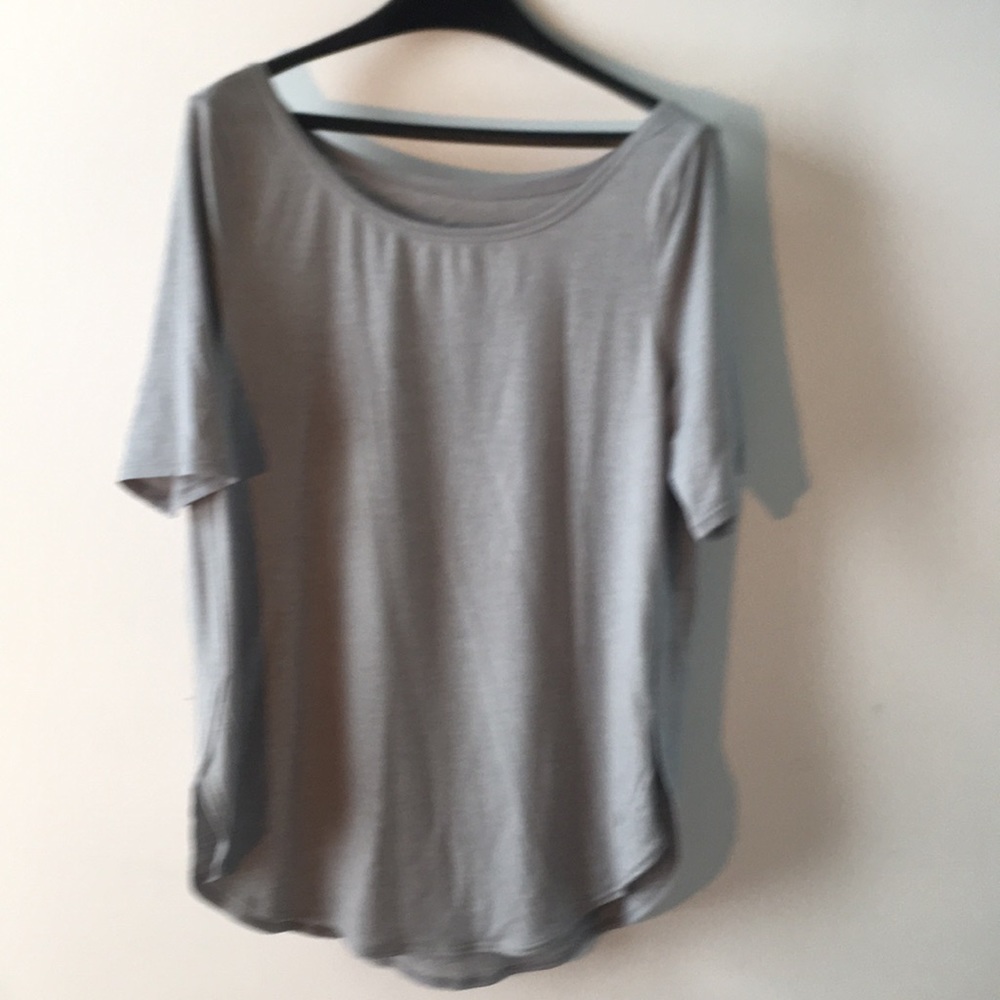 5$ add-on 🛍 Maternity casual top